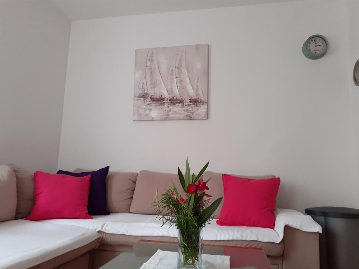 Apartment Conty On The Ground Floor Malinska Exterior foto