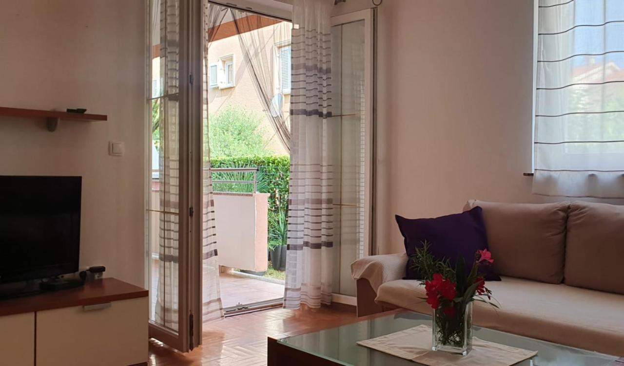 Apartment Conty On The Ground Floor Malinska Exterior foto